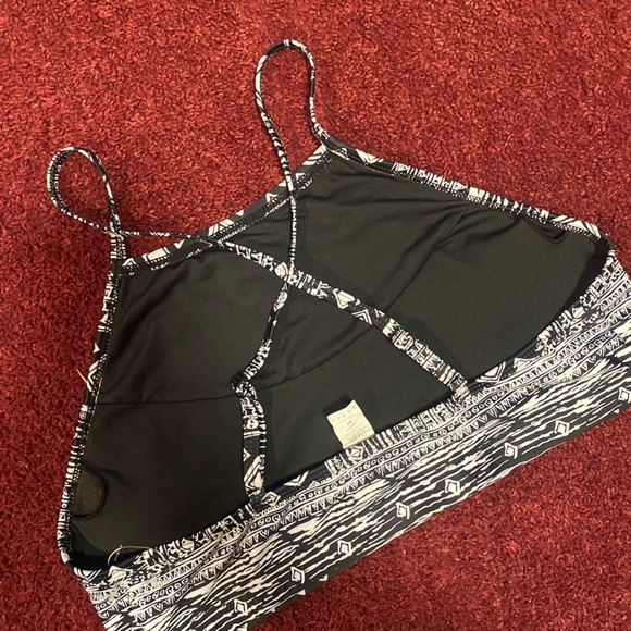 Charm leaks halter style 
Bikini top euc - Picture 4 of 6